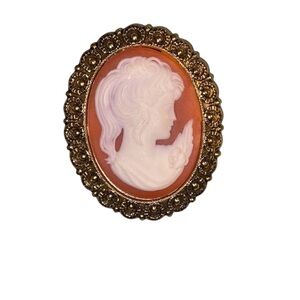 Vintage Costume Cameo Pin/Pendant